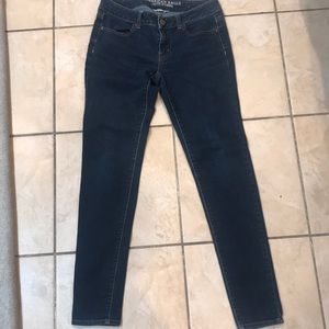 American Eagle mid rise skinny Jeans size 4